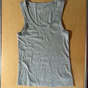 Gap Tank Top